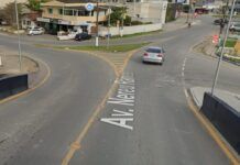 Balneário Piçarras: Motorista de caminhão faz manobra irregular e acerta motociclista