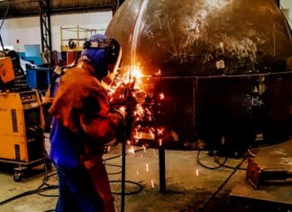 Arxo abre inscrições para novo curso gratuito de Soldador Industrial