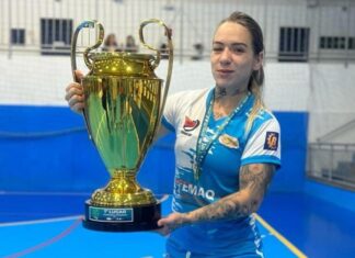 Leonara Costa: Atleta de Penha é finalista do quadro nacional “Golaço da Várzea”