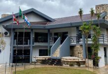 Penha: Justiça anula multa aplicada a idosa de 98 anos por falha na comunicação de processo administrativo