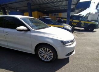 Destino BC: Adolescente de 14 anos é flagrado dirigindo automóvel na BR-280