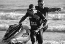 Inclusão: triatleta de Penha disputa provas levando atleta com mobilidade reduzida