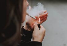 Projeto busca restringir consumo de cigarros e derivados em parques públicos de SC