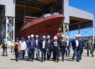 Governador acompanha em Itajaí o programa de construção de fragatas para a Marinha