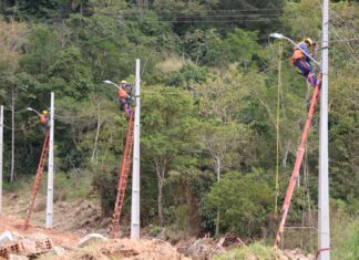 Serviço de iluminação pública de Barra Velha atende pelo WhatsApp