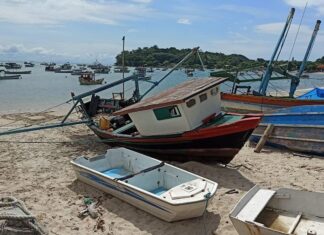 Pescadores de Penha podem se inscrever para receber geolocalizador do Governo do Estado