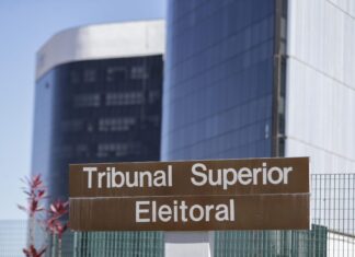 ARTIGO | O multiverso da legislação eleitoral; a comunicação pública deixa de ser importante por 3 meses*