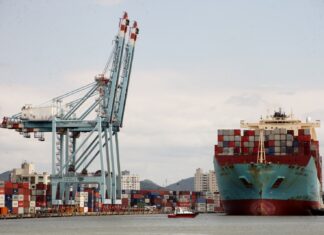 Porto de Itajaí poderá ser administrado pela JBS