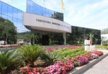 Prefeitura de Luiz Alves abre processo seletivo com salários de até R$ 13,7 mil