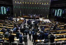 Congresso Nacional derruba veto presidencial e acaba com saídas temporárias de presos em feriados