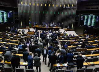 Congresso Nacional derruba veto presidencial e acaba com saídas temporárias de presos em feriados