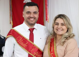 Thiago e Eduarda são sorteados para a 189ª Festa do Divino Espírito Santo de Penha