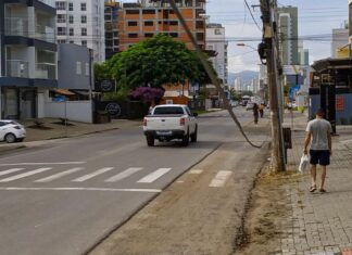 Marco do Tampa (MDB) cobra mutirão para remoção de cabeamento inutilizado