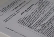 Mais de 150 famílias recebem o título de propriedade pelo Programa Lar Legal