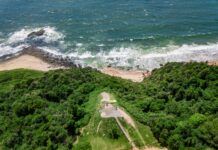 Penha: Voluntários realizam mutirão de limpeza na Praia Vermelha