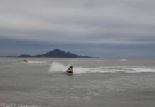 Bombeiros Militares de Penha participam de Curso de Salvamento com Moto Aquática