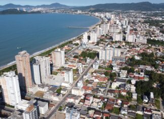 Balneário Piçarras: Novas ligações de água e energia são regulamentadas somente pela Casan e Celesc