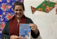 Pescadora de Balneário Barra do Sul lança seu primeiro livro