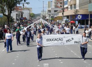 Balneário Piçarras: Desfile Cívico de 7 de setembro contará com 33 instituições