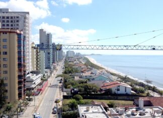Balneário Piçarras lidera crescimento do alto padrão no Litoral Norte em ranking nacional