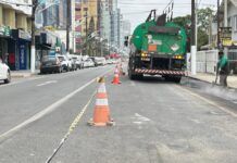 CASAN avança com redes coletoras na Avenida Nereu Ramos, em Balneário Piçarras