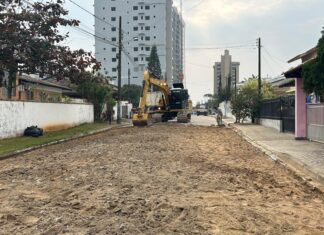 Balneário Piçarras: inicia obra de pavimentação da Rua Caxias do Sul