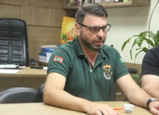 TJSC decreta soltura do prefeito afastado de São João do Itaperiú, Clézio Fortunato (MDB)