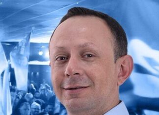 Daniel Cunha (PSD) é eleito prefeito de Barra Velha