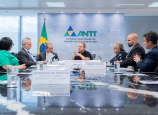 Em Brasília, governador busca soluções junto à ANTT para gargalos na BR-101