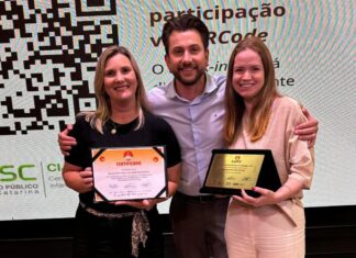 Escola Municipal de Luiz Alves recebe prêmio de alfabetização do Ministério Público
