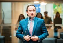 Lei que cria cadastro de pedófilos é aprovada na Alesc