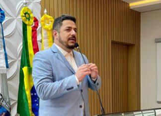 Equipe de transição do prefeito eleito de Penha recebe primeira remessa de documentos