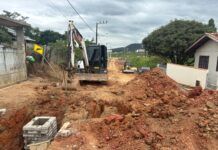 Secretaria avança em obras de pavimentação e drenagem em Balneário Piçarras