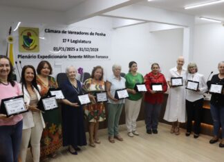 Mulheres penhenses são homenageadas pela Câmara de Penha