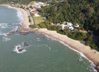 Quatro praias de Penha são pré-aprovadas para hastear a Bandeira Azul