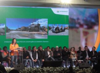 Governo Federal anuncia investimentos em Navegantes, incluindo obra do Molhe do Pontal