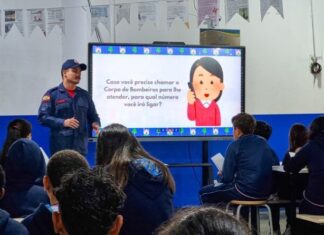 Bombeiros Militares levam ações educativas de prevenção a incêndios para alunos de Navegantes