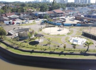 Secretaria de Obras de Balneário Piçarras inicia manutenção e revitalização de praças públicas