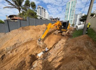 Ruas Siri e Sardinha em Balneário Piçarras recebem drenagem pluvial