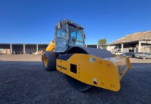 Barra Velha adquire novo rolo compactador para manutenção das estradas rurais