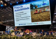 Projeto da Praça de Acessibilidade de Balneário Piçarras é premiada no Prêmio Fecam – Práticas de Excelência 2025