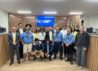 Câmara de Balneário Piçarras realiza Moção de Aplausos em homenagem ao gaúcho