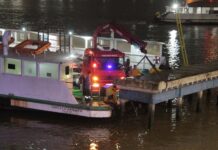 Prefeitura de Navegantes inicia retirada de trapiche na beira-rio