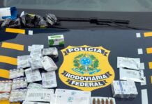 PRF apreende anabolizantes e emagrecedores na BR-101, em Araquari