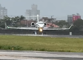 Avião de Luciano Hang “pousa de lado” em Santa Catarina e imagens chamam atenção nas redes