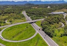 Autopista Litoral Sul prevê fluxo de 1,2 milhão de veículos e mobiliza operação especial para o feriado da Consciência Negra