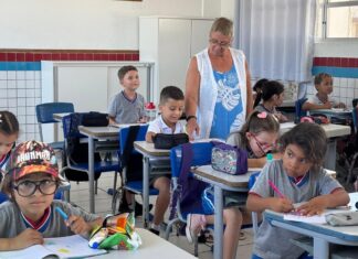 Sancionado projeto que concede Gratificação Excepcional/Eventual aos profissionais da Educação