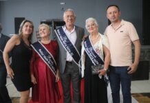 Ema Moser e Valdir Fagundes são eleitos rei e rainha da terceira idade de Barra Velha