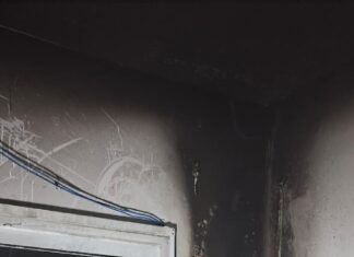 Casa pega fogo no bairro Nossa Senhora de Fátima em Penha