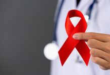 Dezembro Vermelho: Saúde reforça cuidados, prevenção e combate ao estigma sobre HIV/Aids